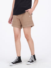 Keep Walkin 2 Short - Beige