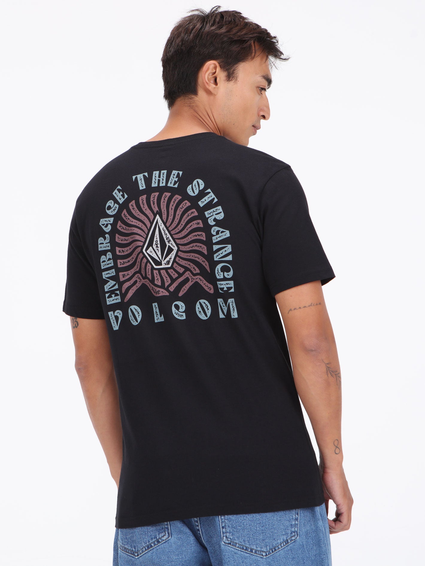 Mountains Tee - Black