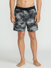 Volcom Lido Print Trunk 16 Boardshort - Black