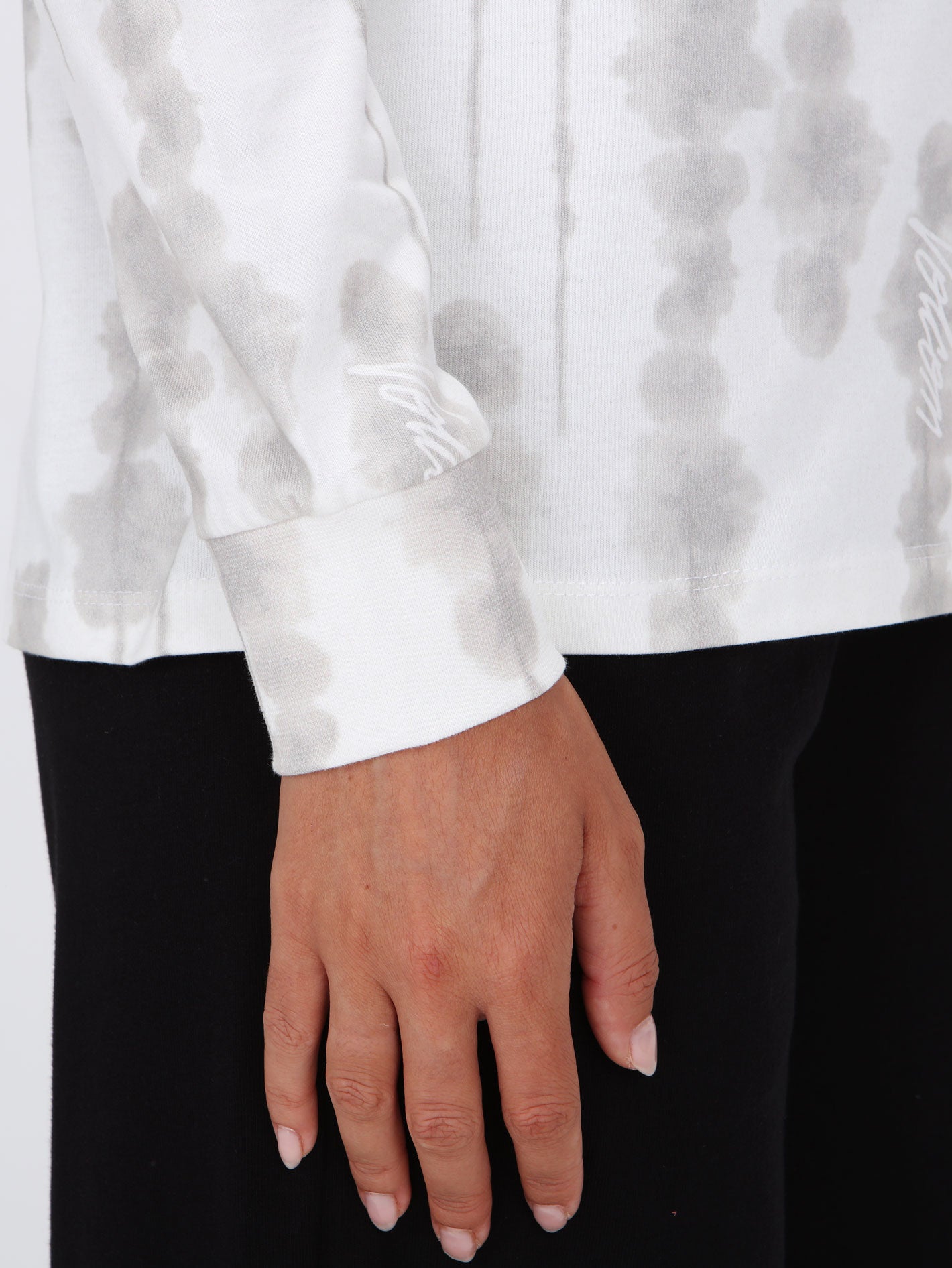 Volcom Take A Nook Long Sleeve Top - White Print