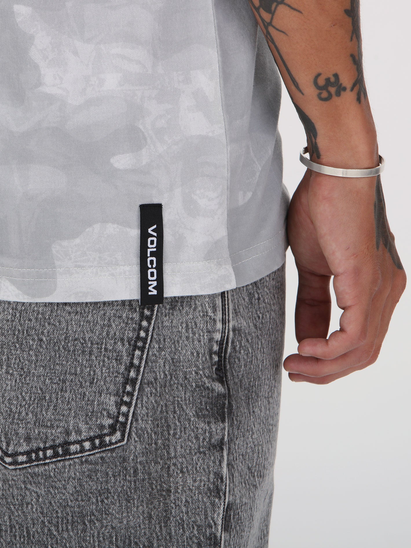 Volcom Preemo Camo Tee - White