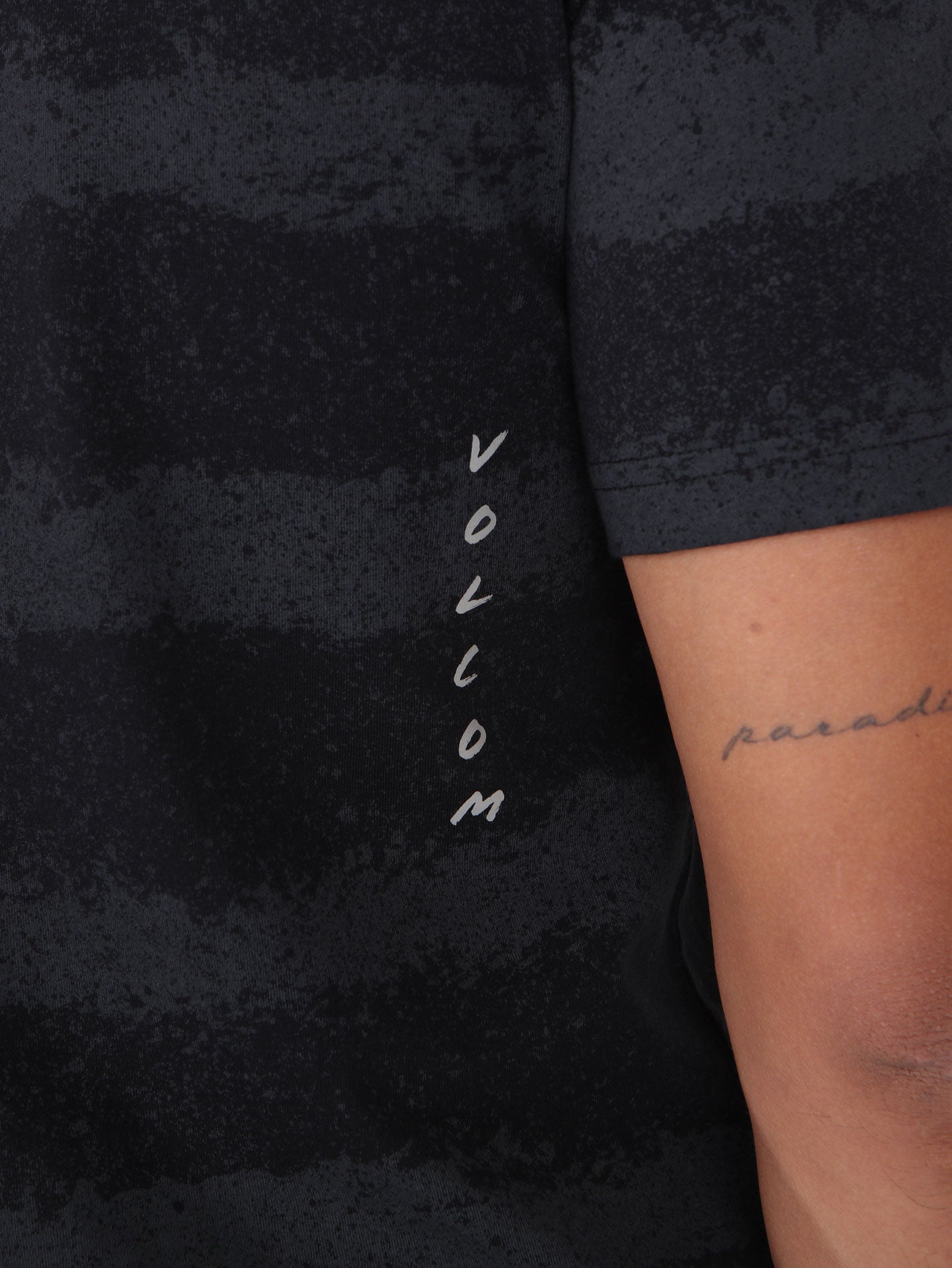 Volcom Embrace Tee - Black