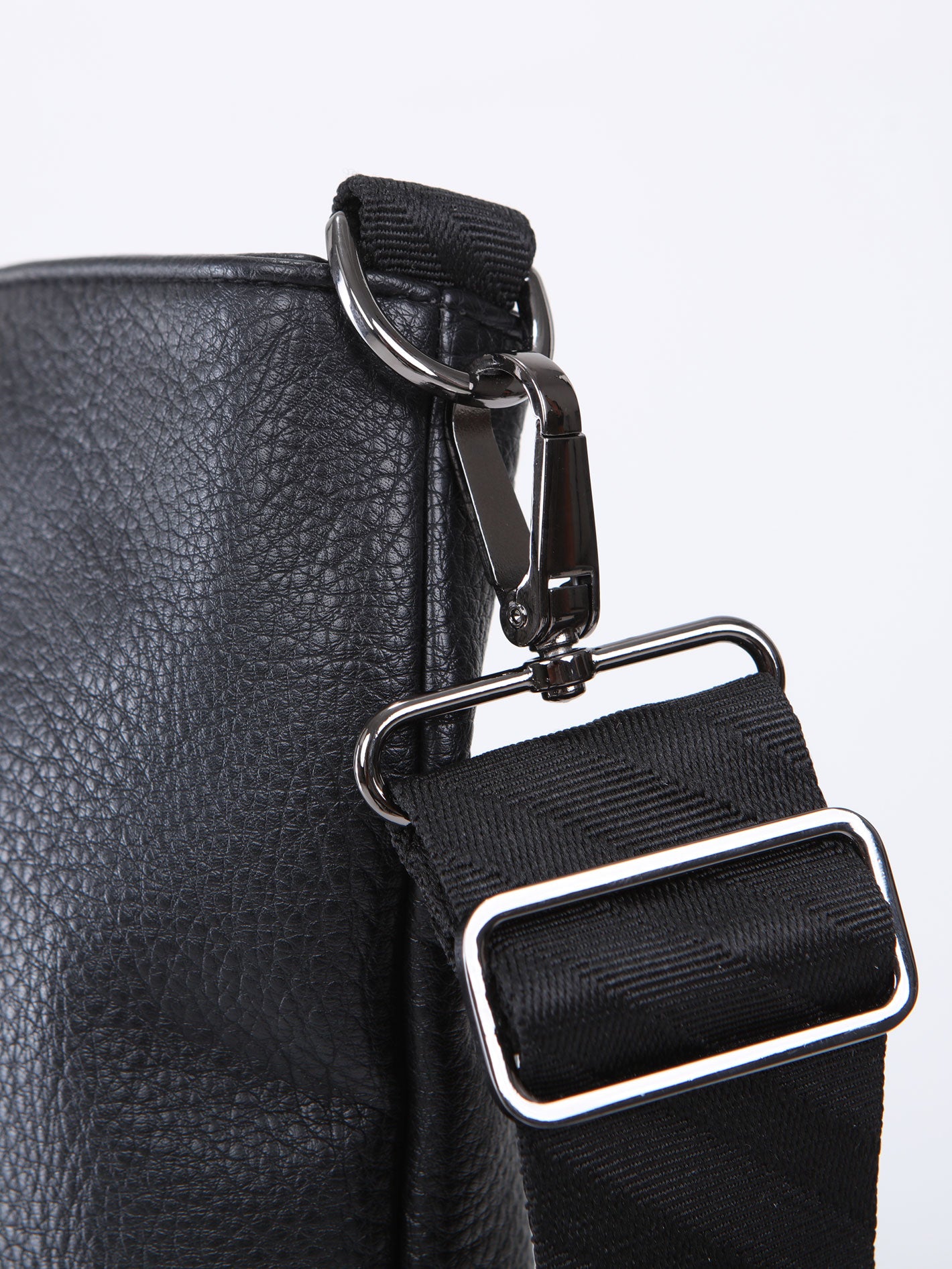 Volcom Strapped Shoulder Bag - Black