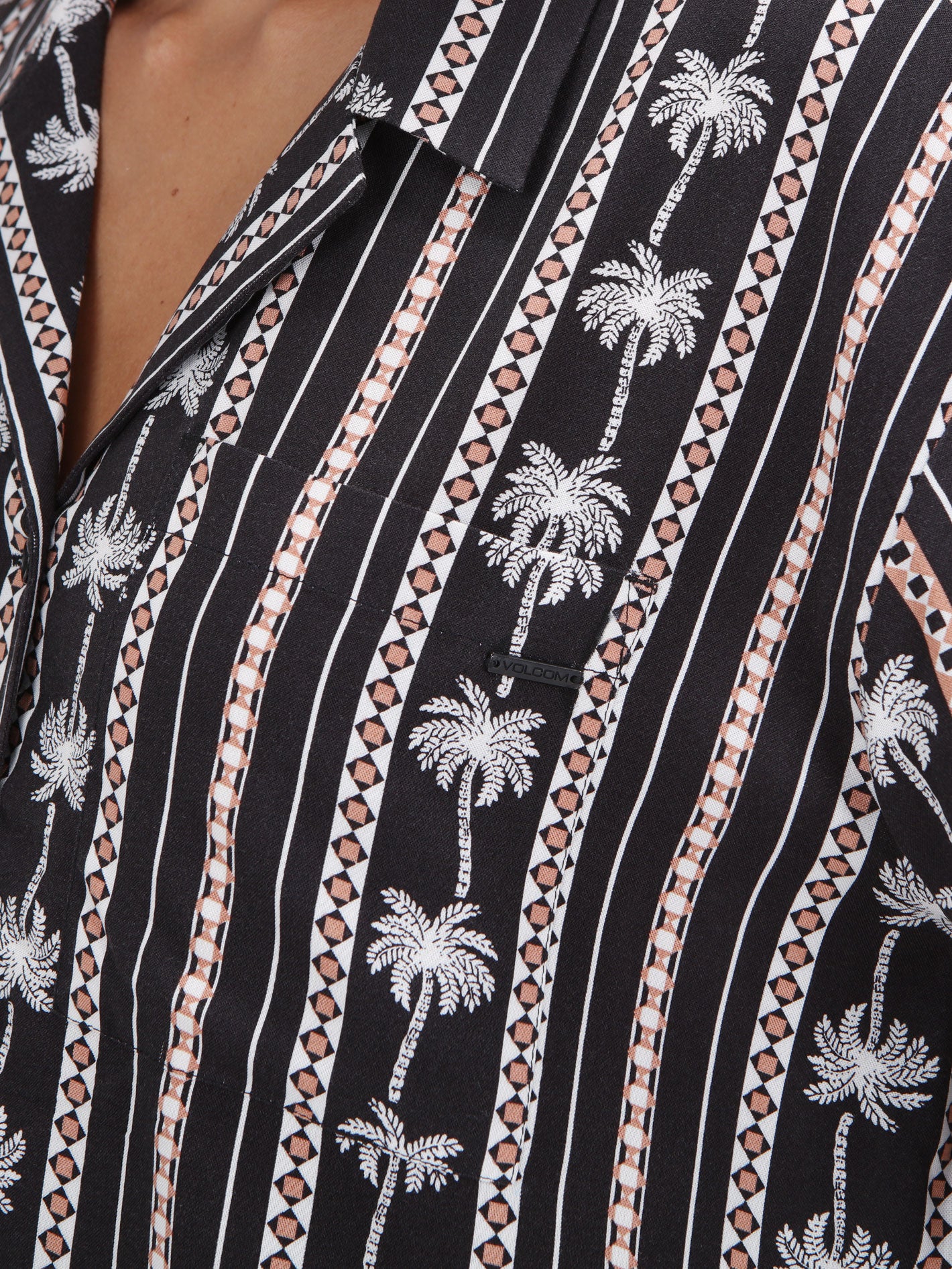 Volcom Sun Stunner Ss Shirt - Black Combo