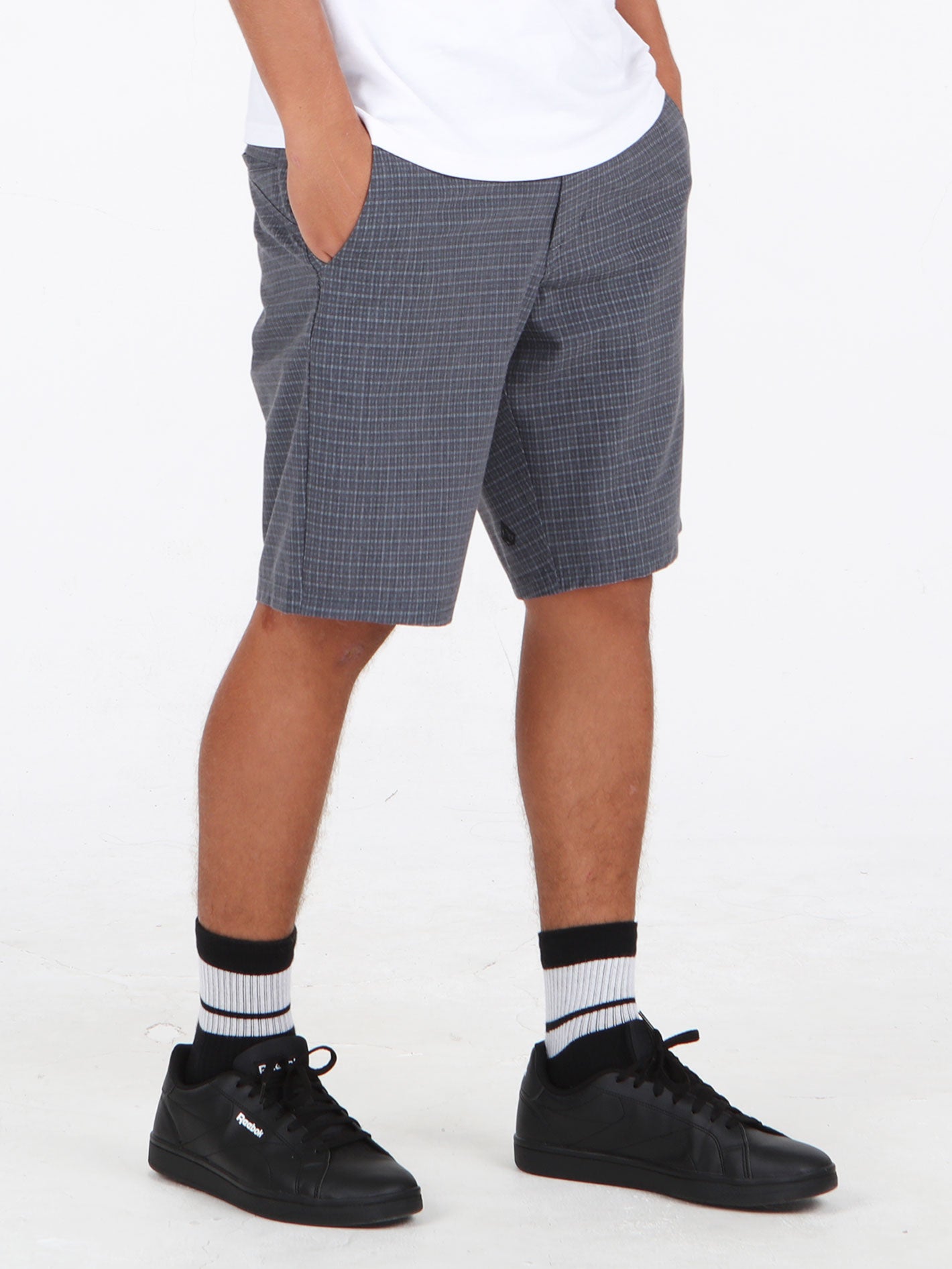 Volcom Mix Frickin Cross Shrd 20 Short - Dark Grey Plaid