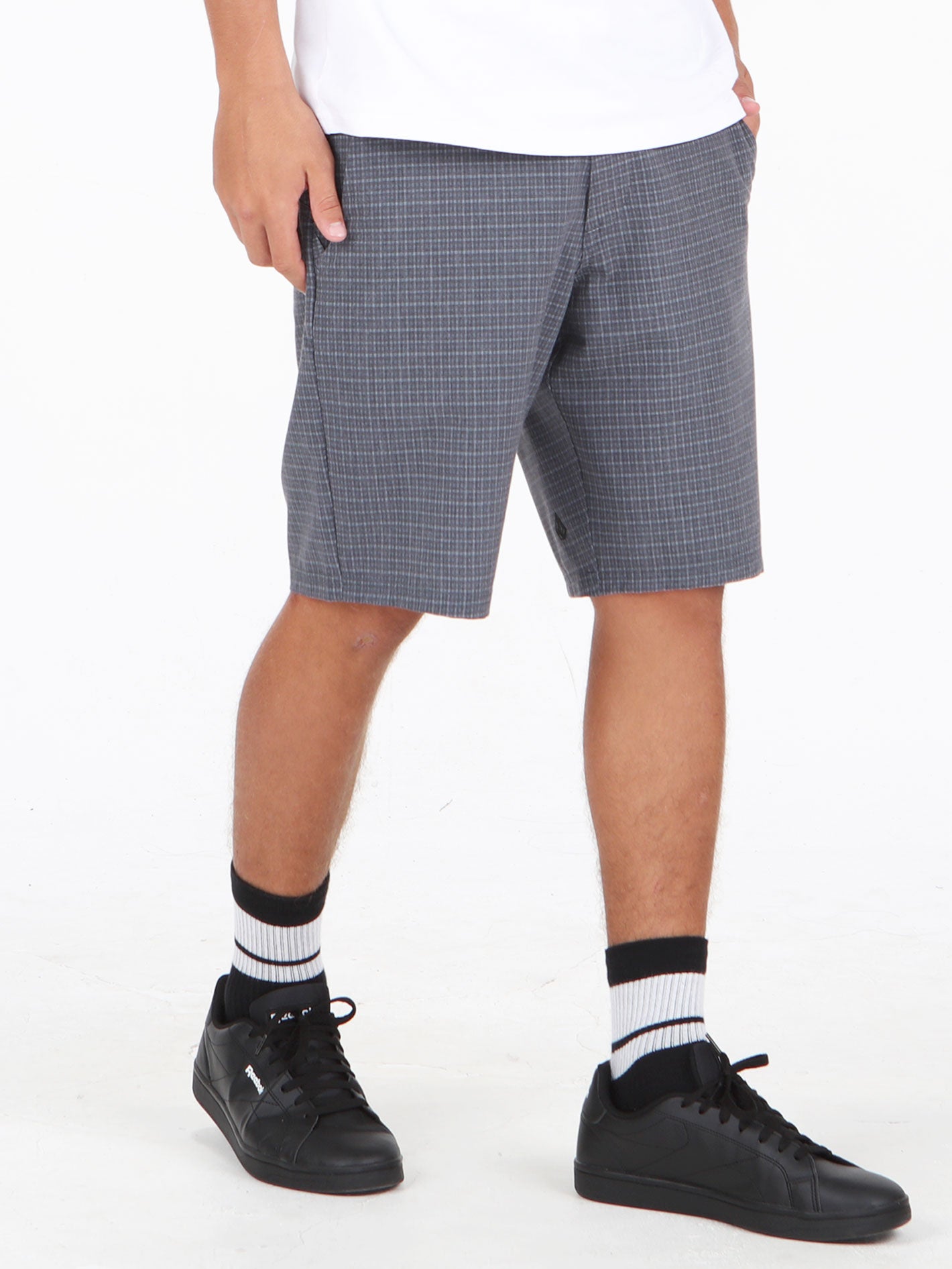 Volcom Mix Frickin Cross Shrd 20 Short - Dark Grey Plaid