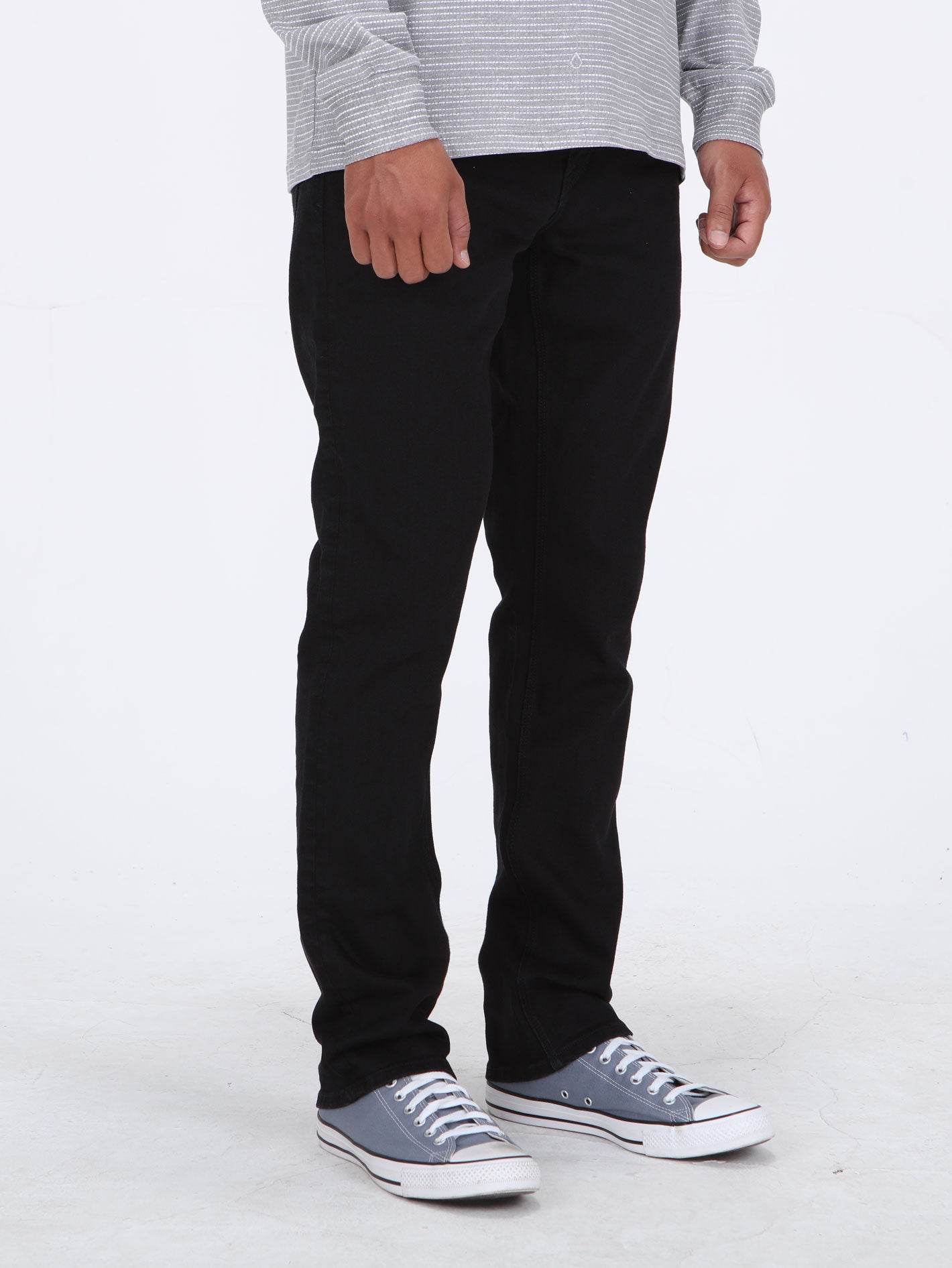 Volcom Vorta Slim Fit Jeans - Black On Black