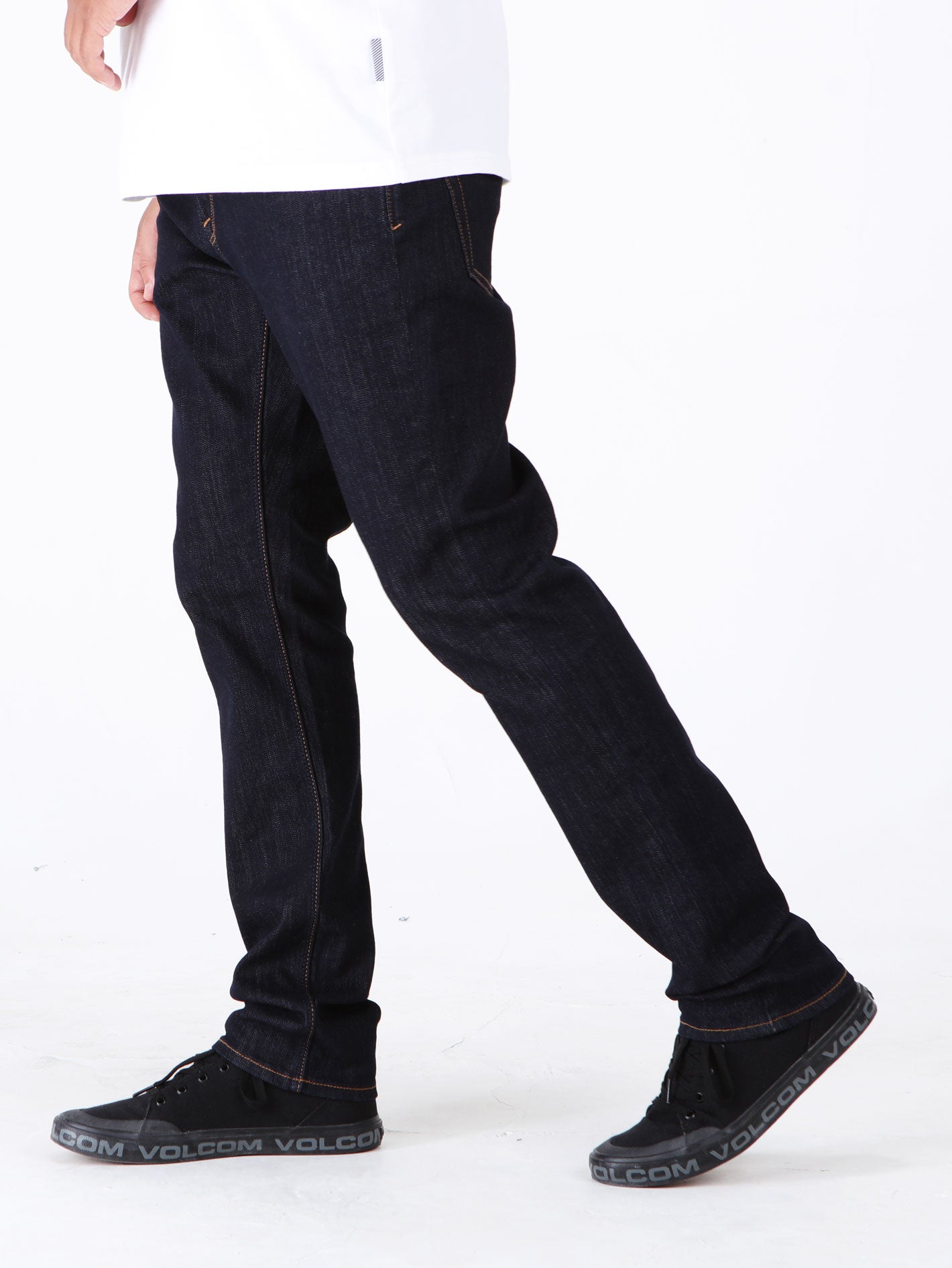 Volcom Solver Modern Tapered Fit Jeans - Rinse 