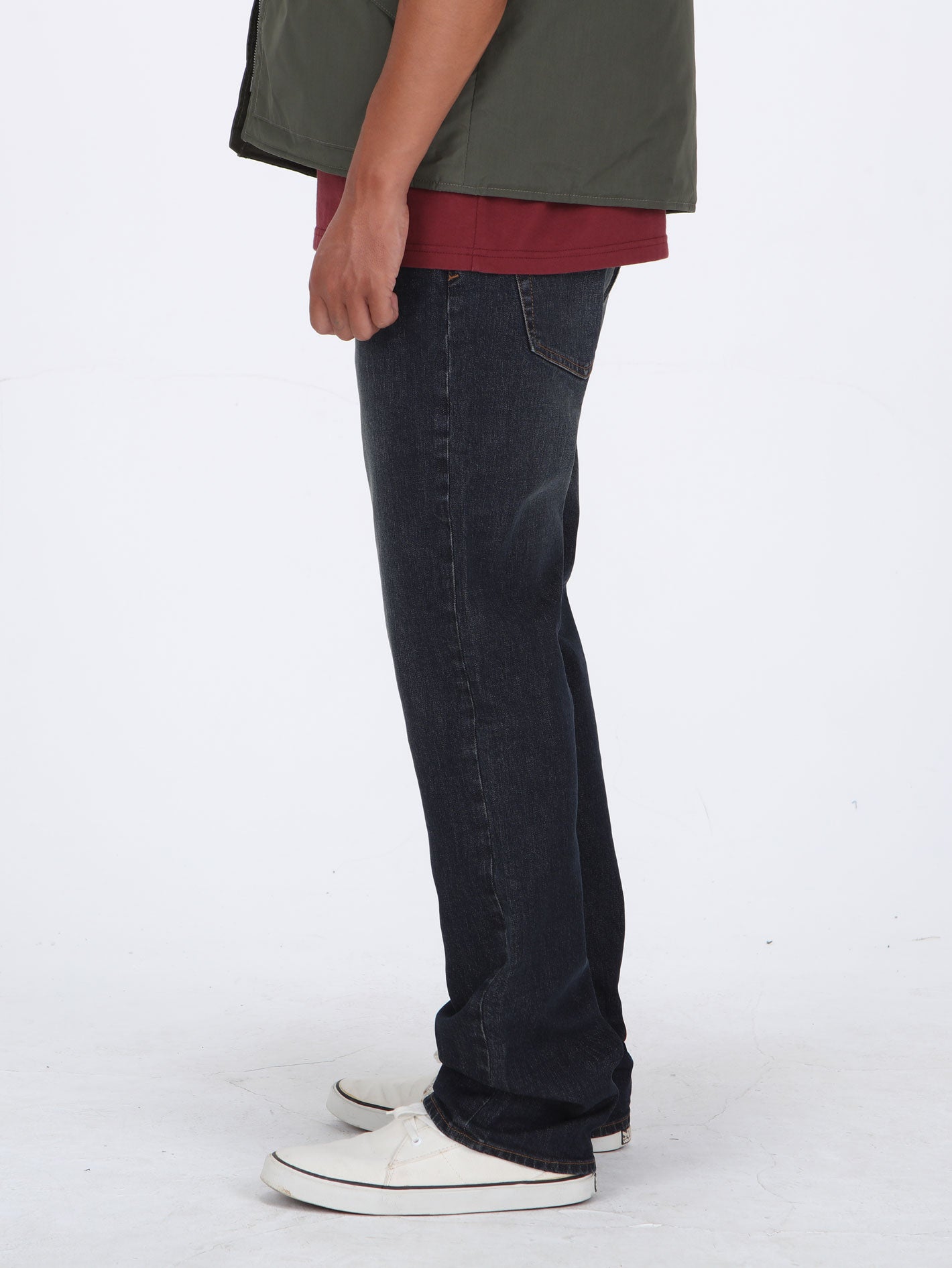 Volcom Solver Modern Fit Jeans - New Vintage Blue