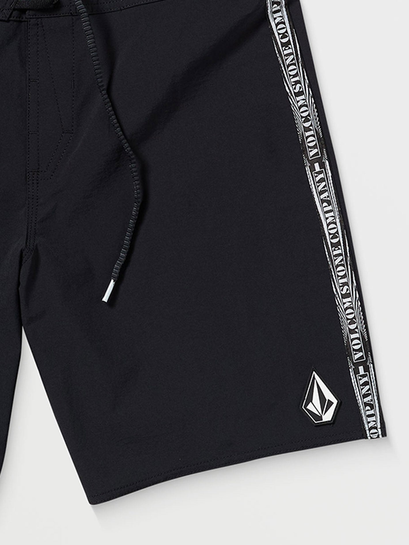 Volcom Command Mod 18 Boardshort - Black