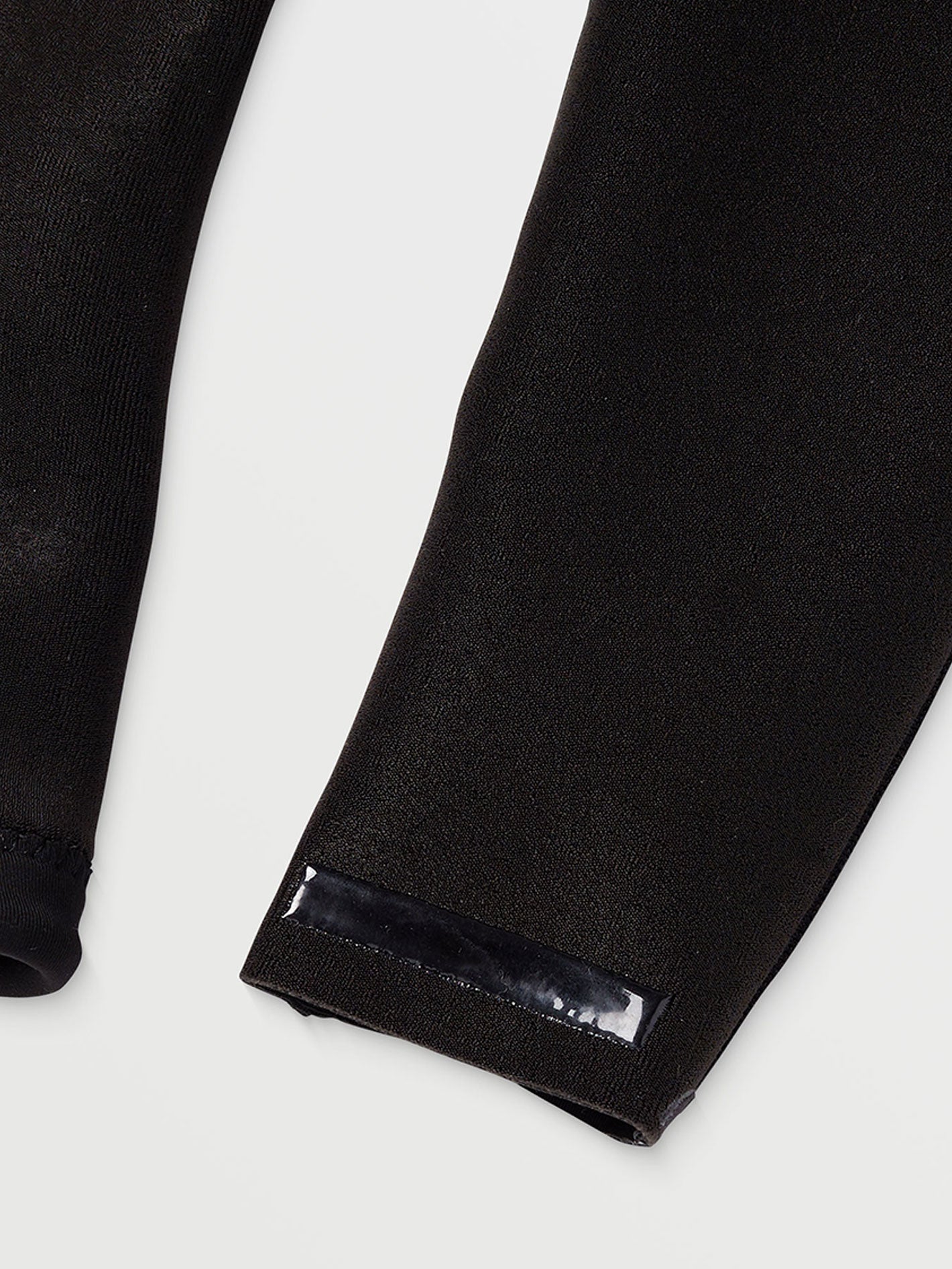 Volcom 1.5mm Pull Over Jacket  - Black