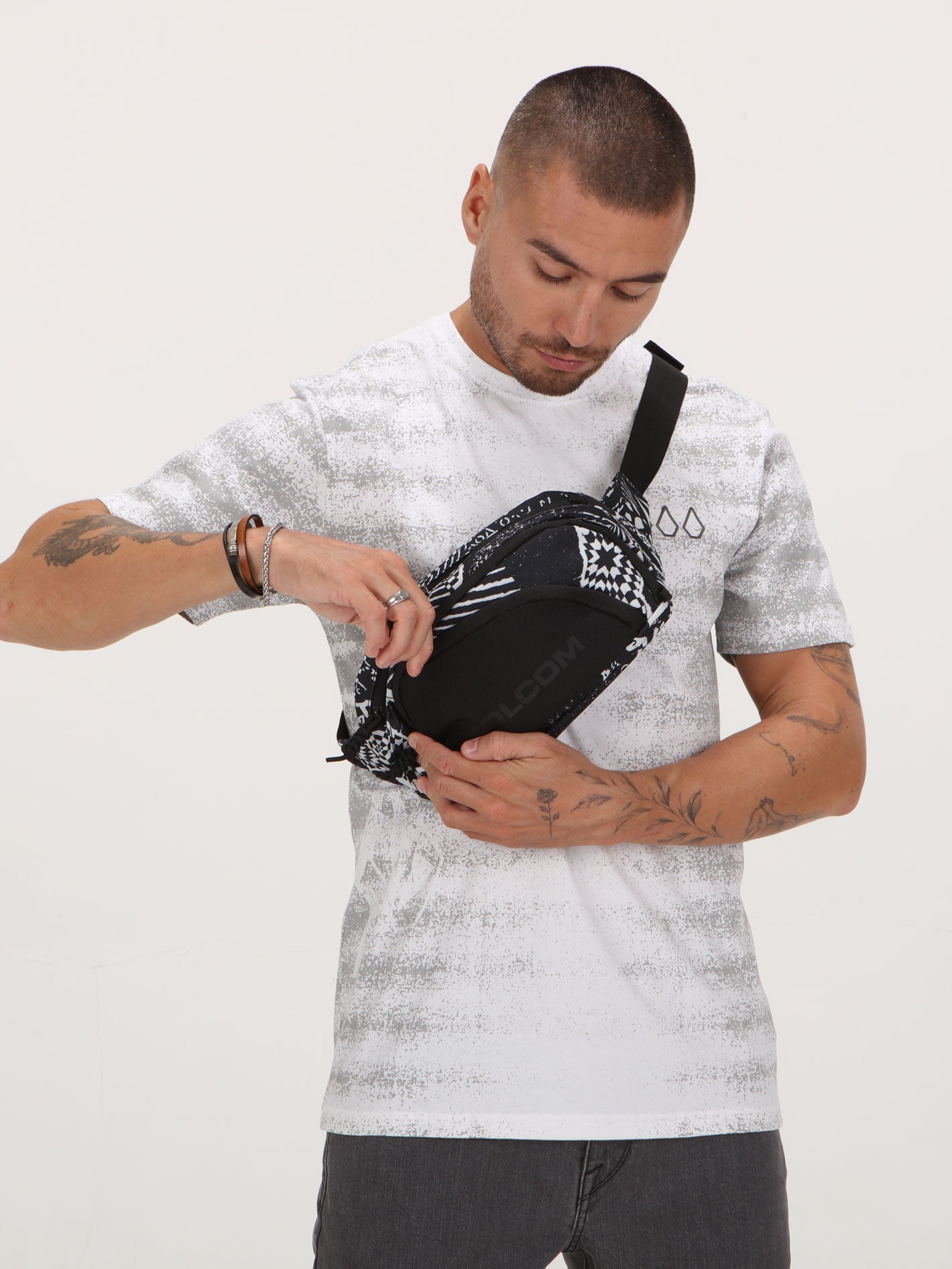 Volcom Waisted Bag - Black/White