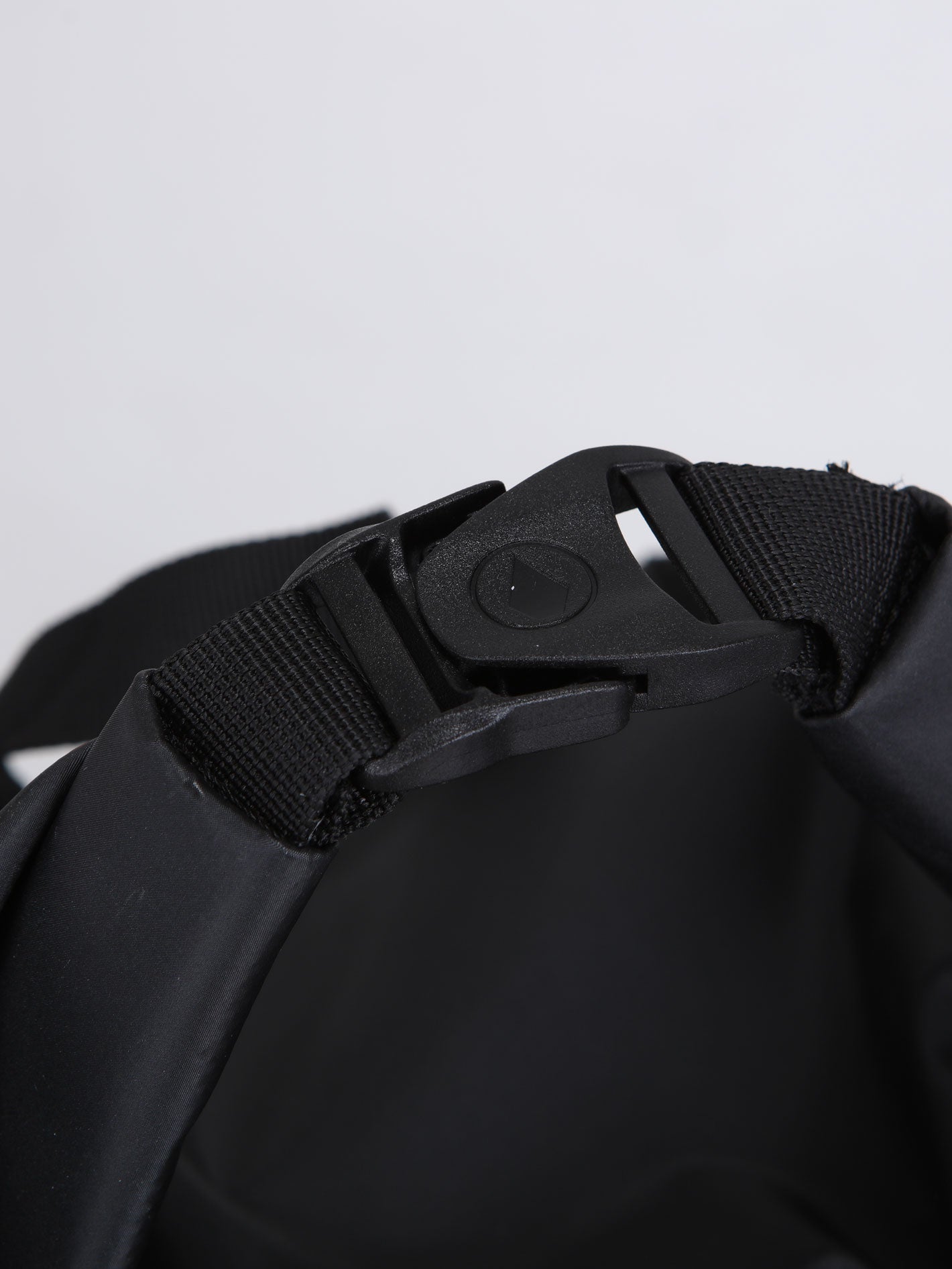 Volcom Drystone Wet/dry Roll Top Backpack - Black