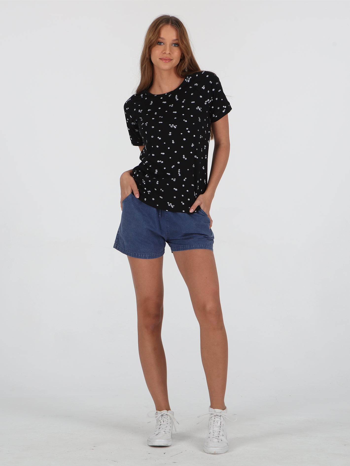 Puff Daisy Top - Black