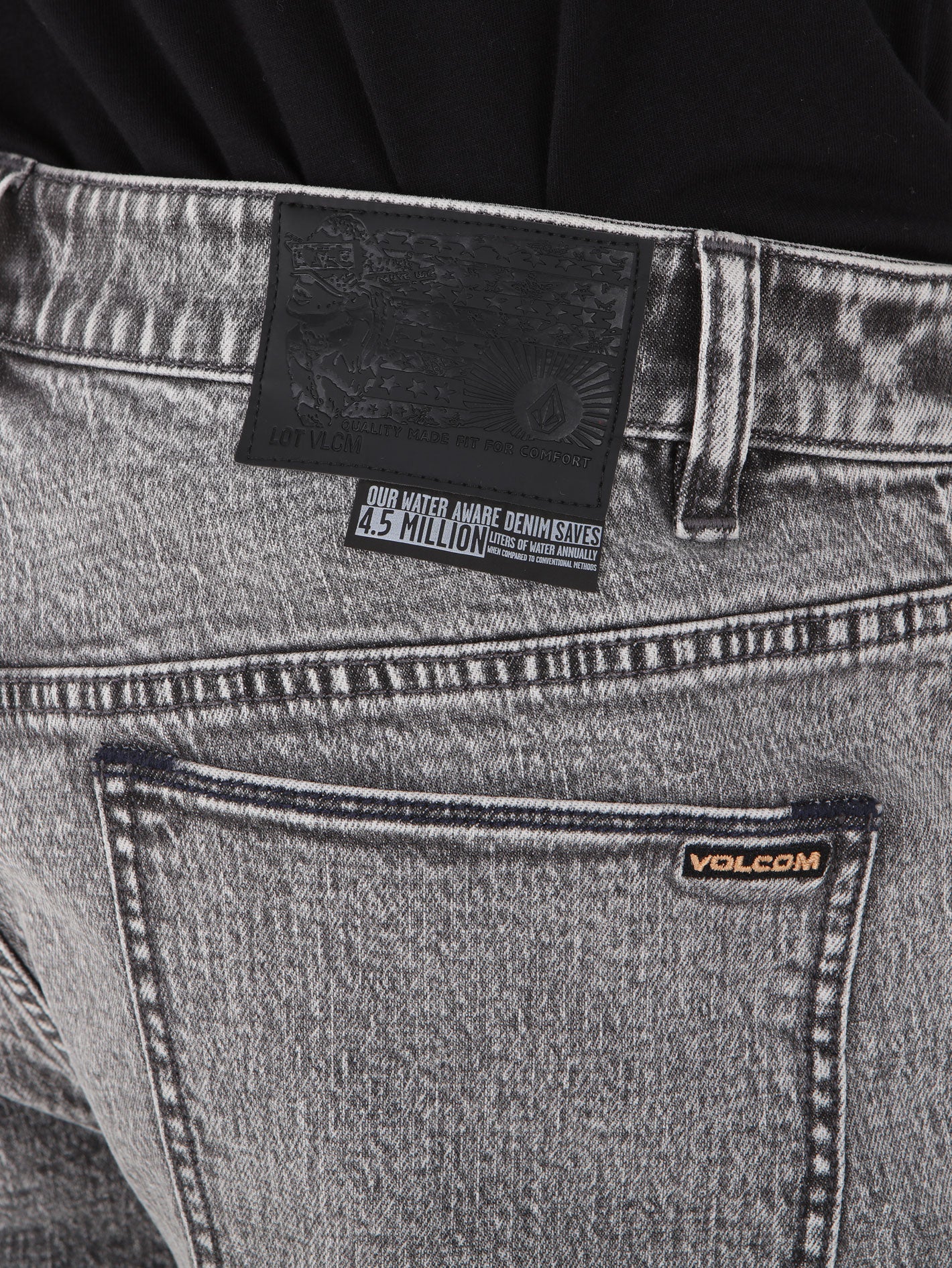 Volcom Vorta Slim Fit Jeans - TRUE VINTAGE BLACK