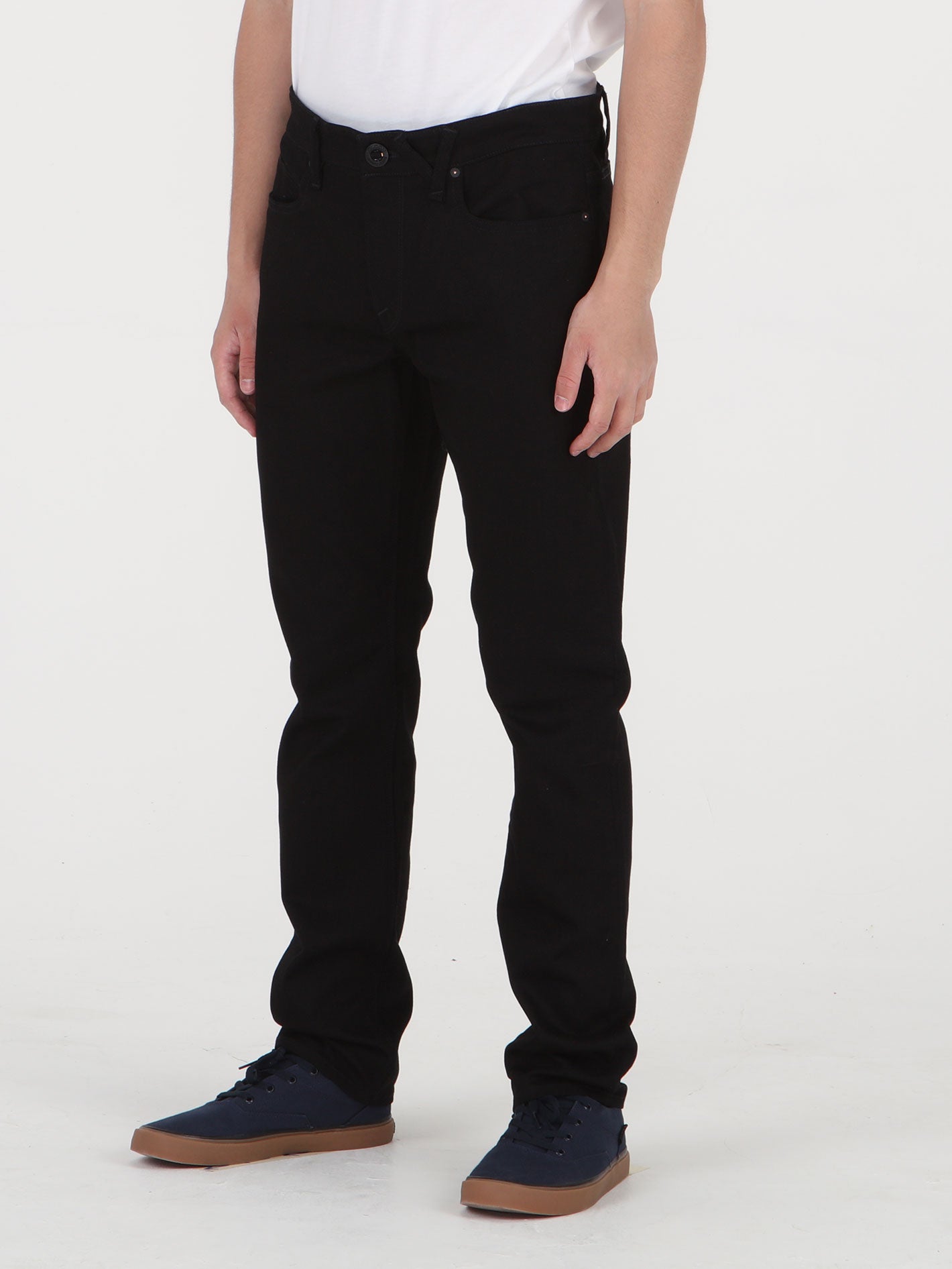 Solver Tapered Denim Jeans - Black On Black