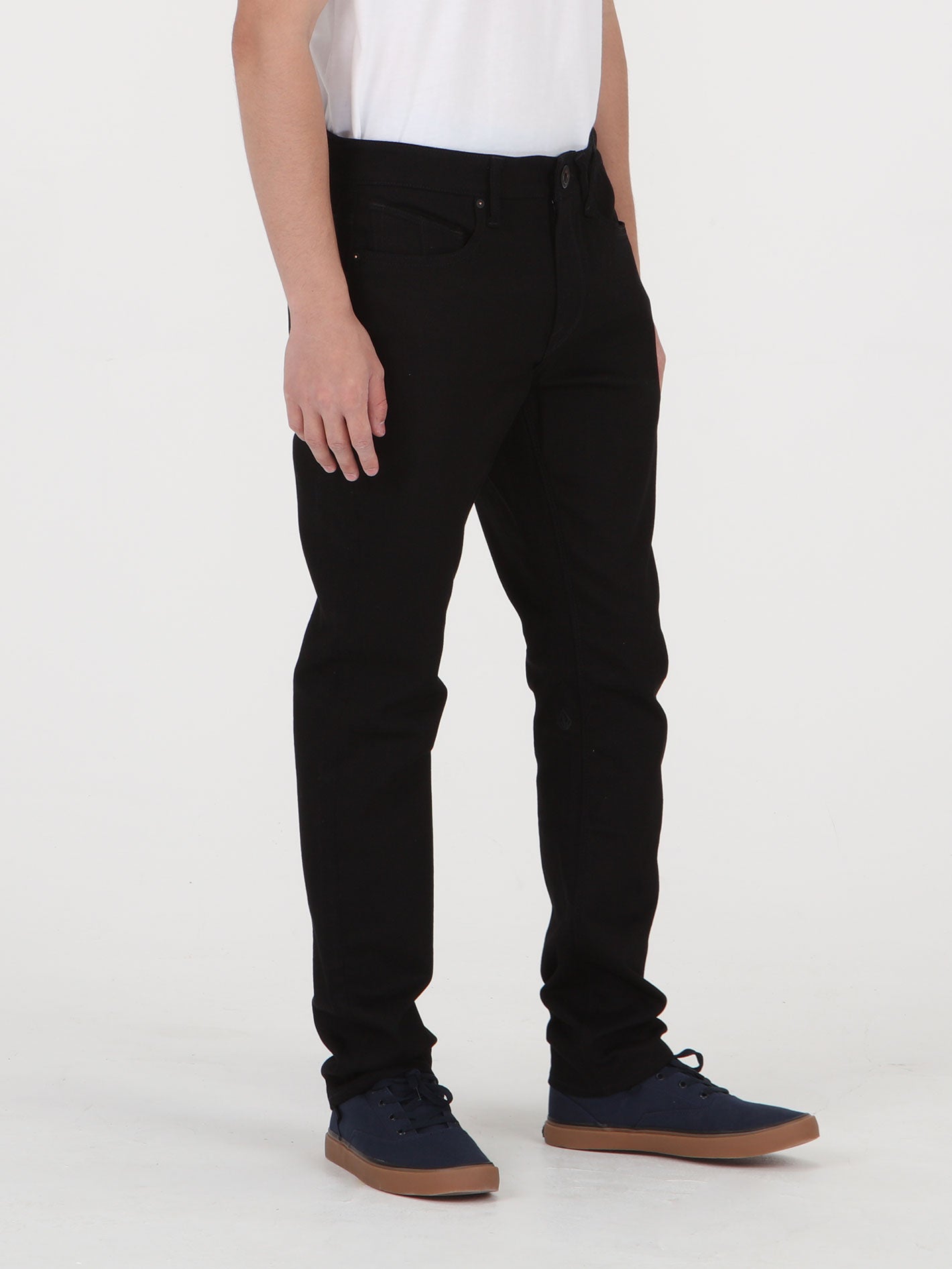 Solver Tapered Denim Jeans - Black On Black